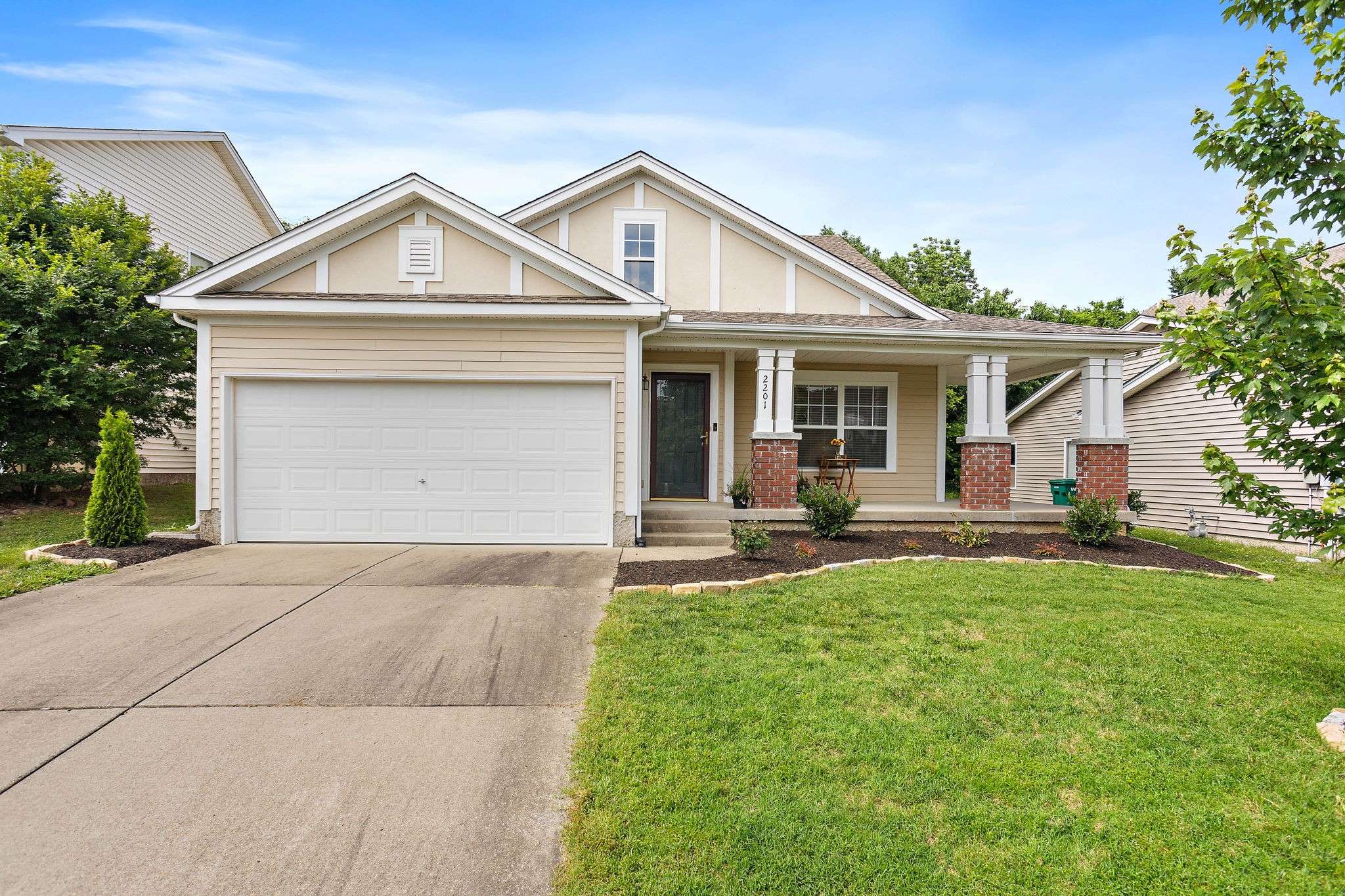 2201 Erin Ln, Mount Juliet, TN 37122