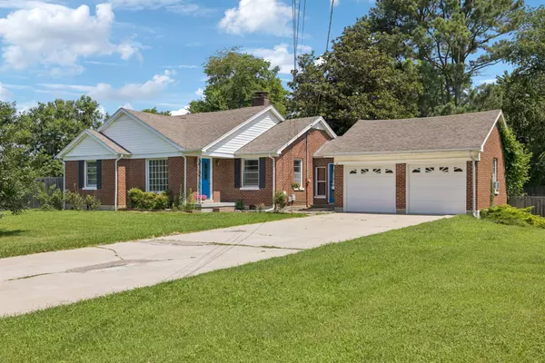 Columbia, TN 38401,403 N Laurel Cir