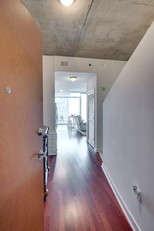 Nashville, TN 37201,301 Demonbreun St #1812