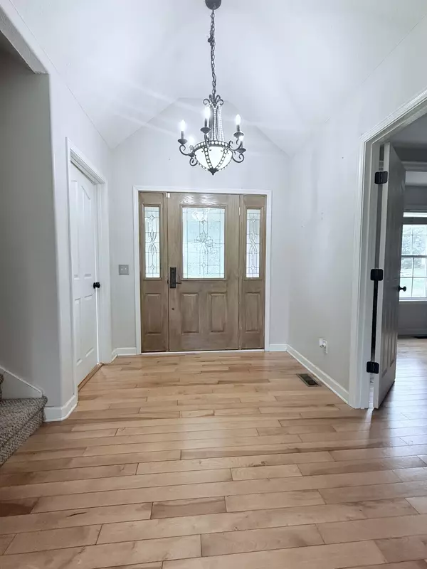 Lafayette, TN 37083,309 Caydras Way