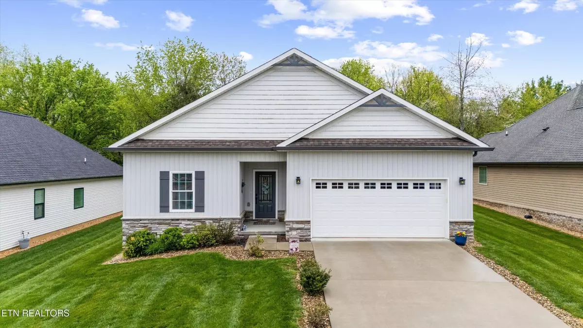 Loudon, TN 37774,208 Ogana Lane