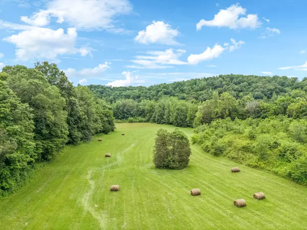 Centerville, TN 37033,5898 Highway 100 #W