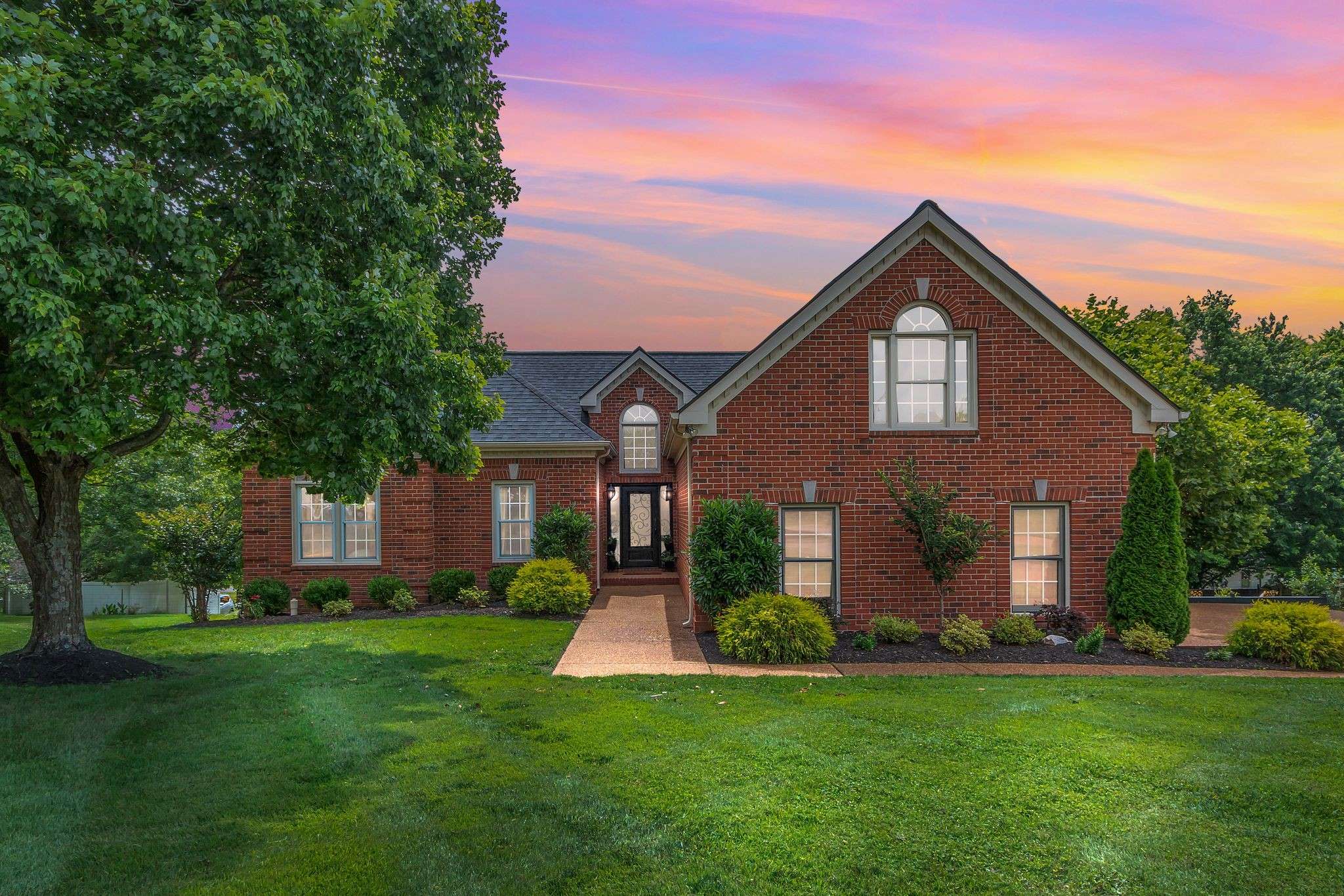 2779 Landcashire Ct, Thompsons Station, TN 37179