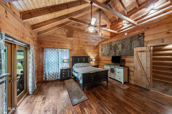 Philadelphia, TN 37846,11911 Stockton Valley Rd