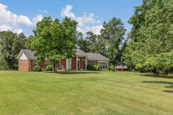 Morrison, TN 37357,5347 Shady Grove Rd