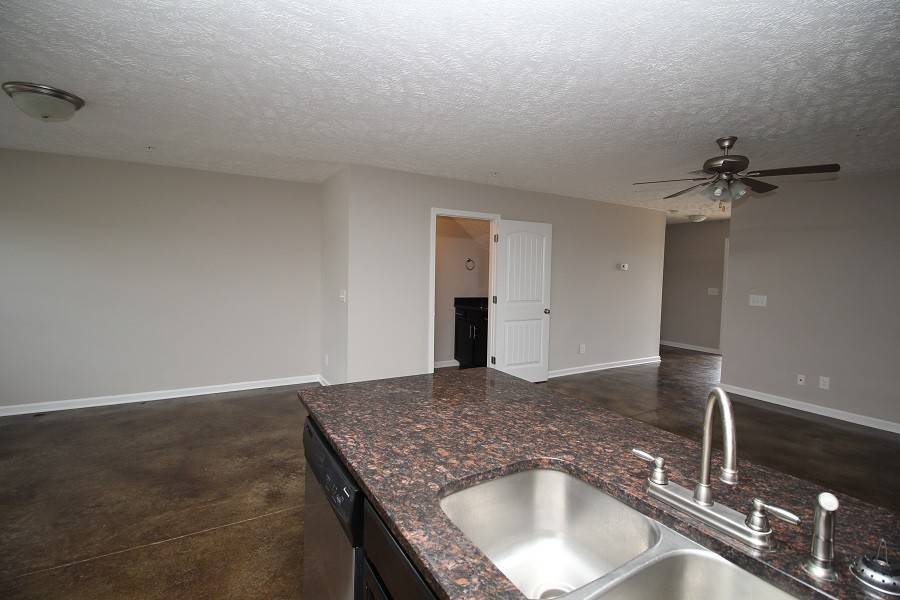 Clarksville, TN 37043,133 Melbourne Unit H