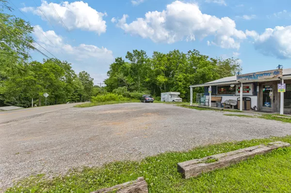 Ashland City, TN 37015,1577 Cheatham Dam Rd