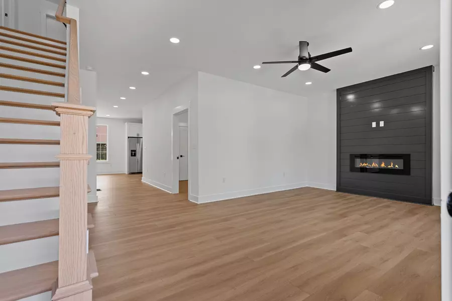 215 5th Ave #N, Lewisburg, TN 37091