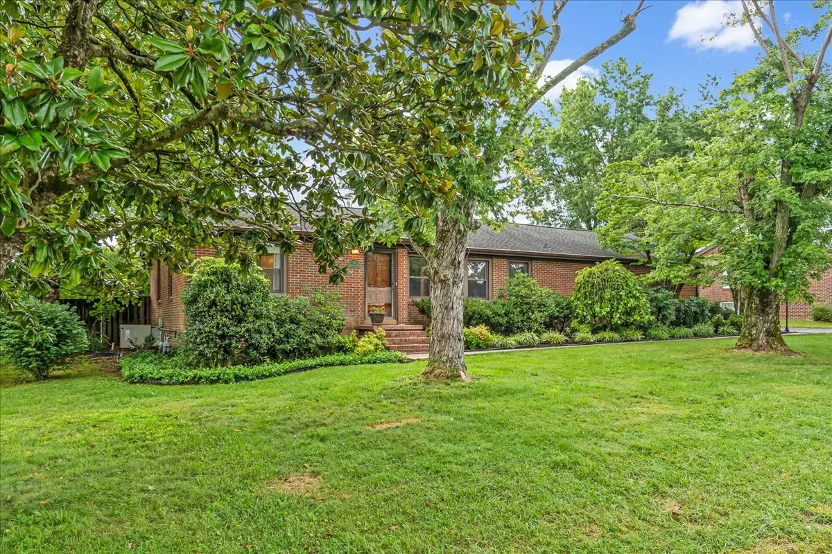 Manchester, TN 37355,515 McKellar Dr