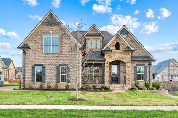 854 Brook Trail #223, Lebanon, TN 37087