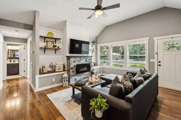 Springfield, TN 37172,103 N Main St