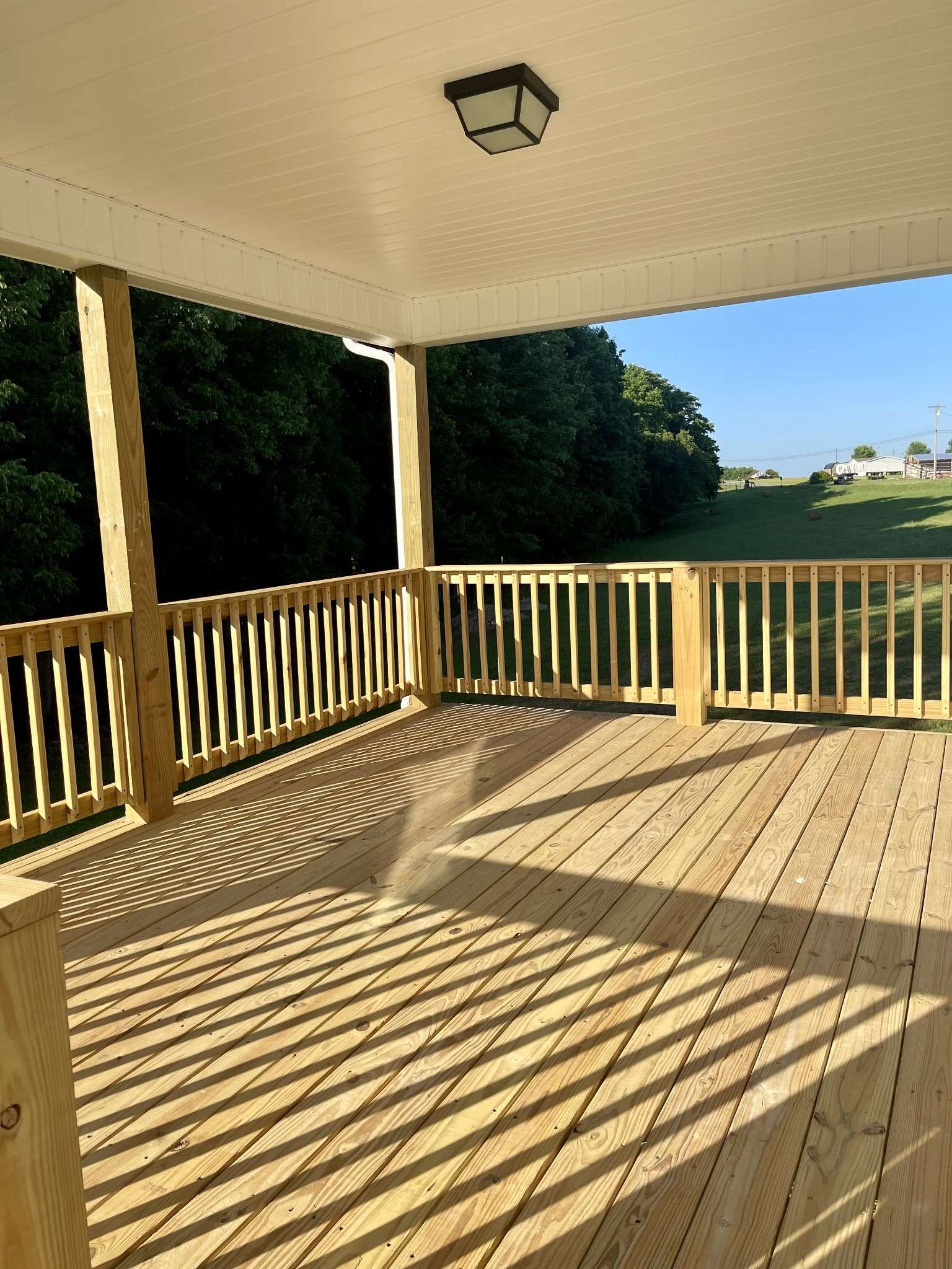 Lafayette, TN 37083,2854 Highland Rd