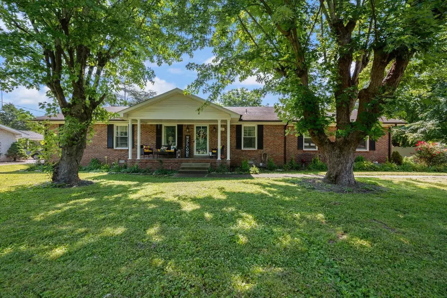 106 McFarlin Rd, Murfreesboro, TN 37130