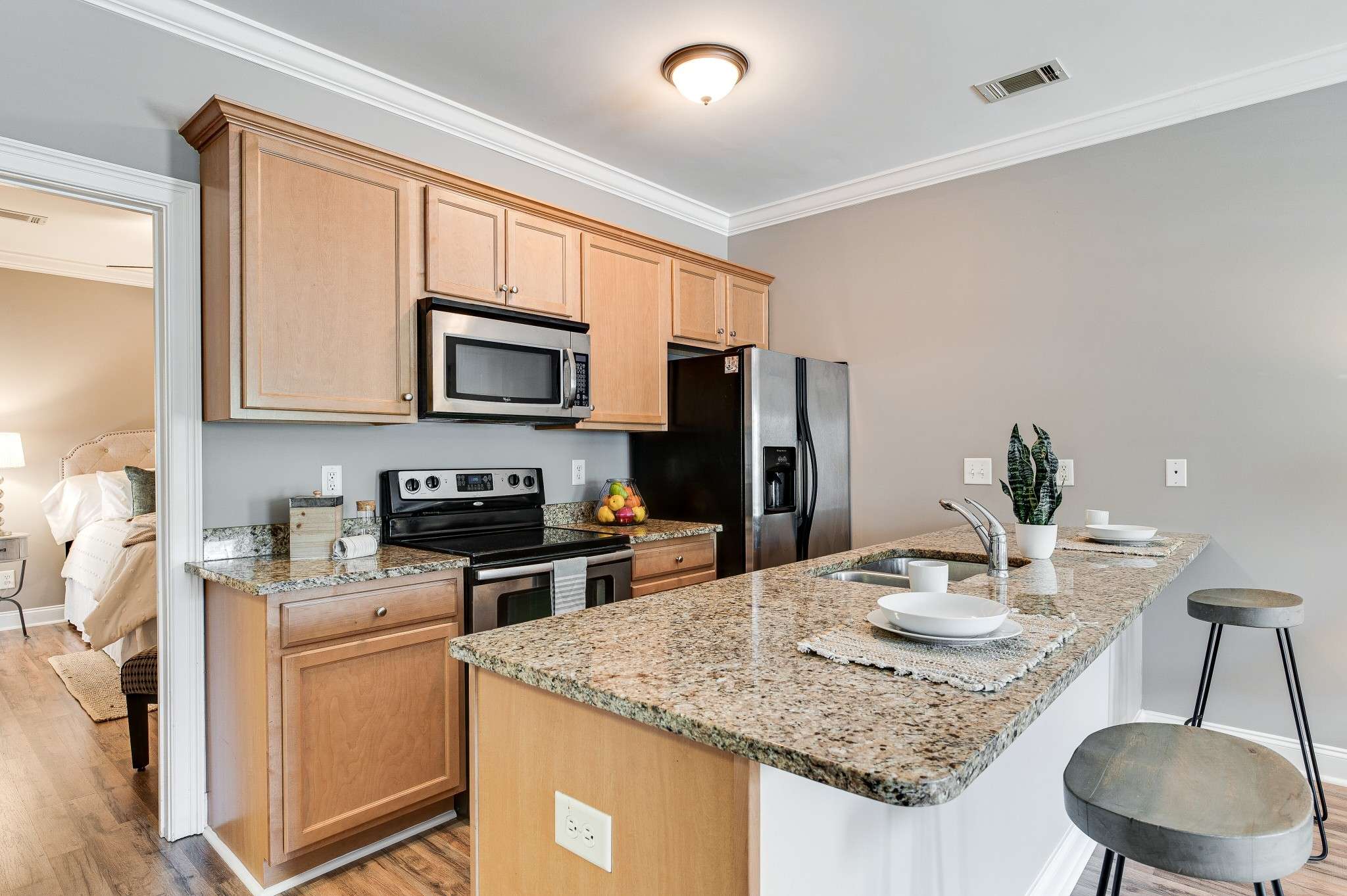 Nashville, TN 37203,3120 Long Blvd #203