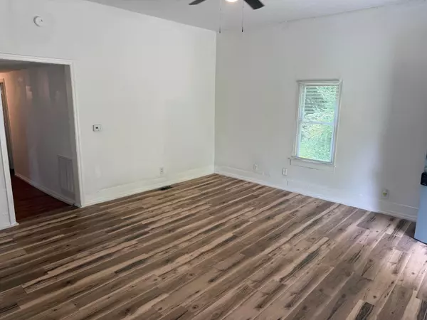 Columbia, TN 38401,418 W 3rd St