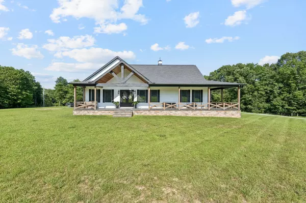 Lafayette, TN 37083,2427 Green Valley Rd