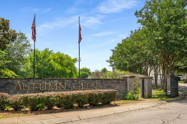 Antioch, TN 37013,4316 Summercrest Blvd #104