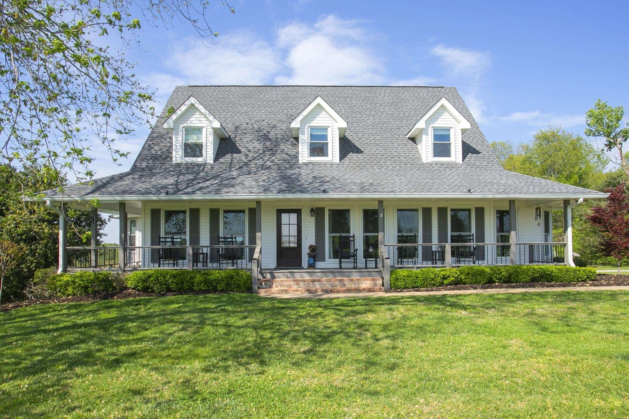 1043 Shelton Rd, Charlotte, TN 37036