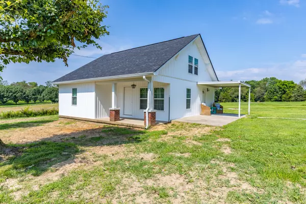 Westmoreland, TN 37186,605 Fairfield Rd