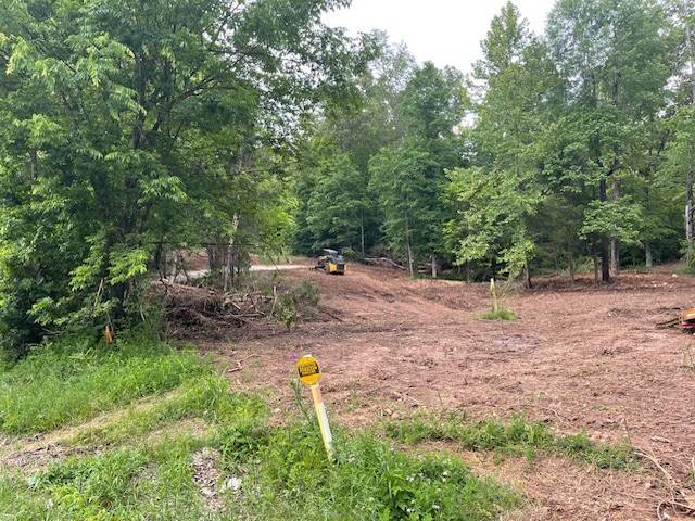 1 Chapel Hill Rd, Southside, TN 37171