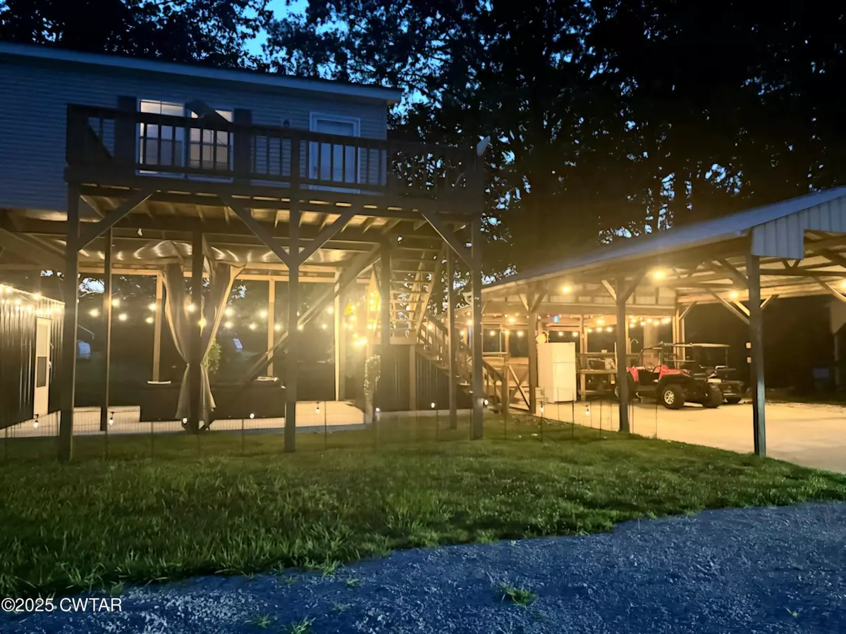 Decaturville, TN 38329,407 Pevahouse Camp Cir