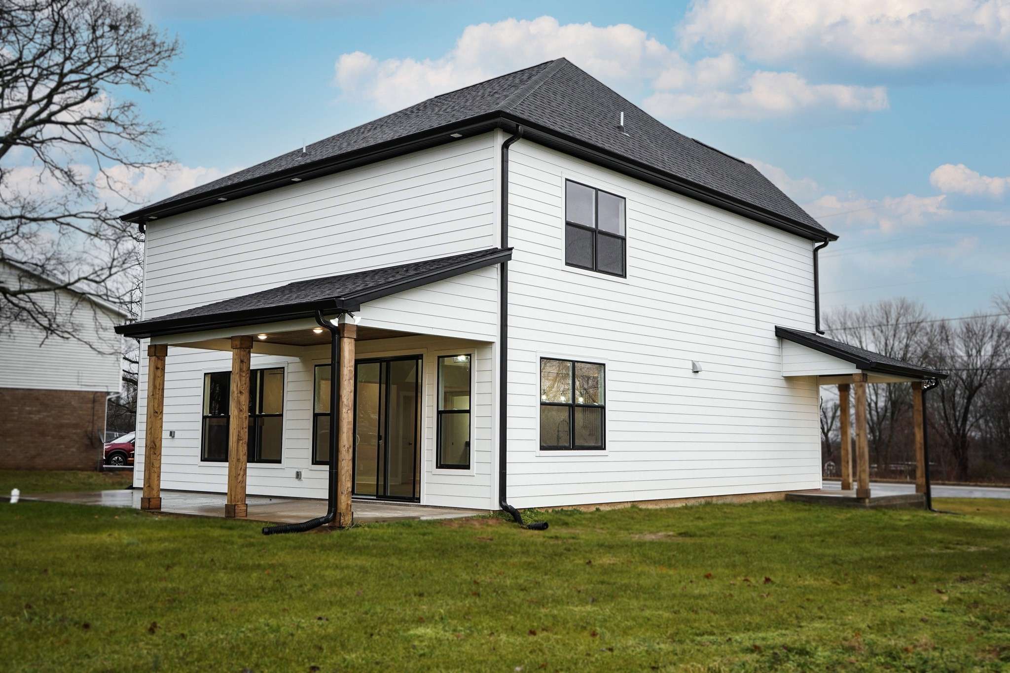 Portland, TN 37148,206 Highway 52 #E
