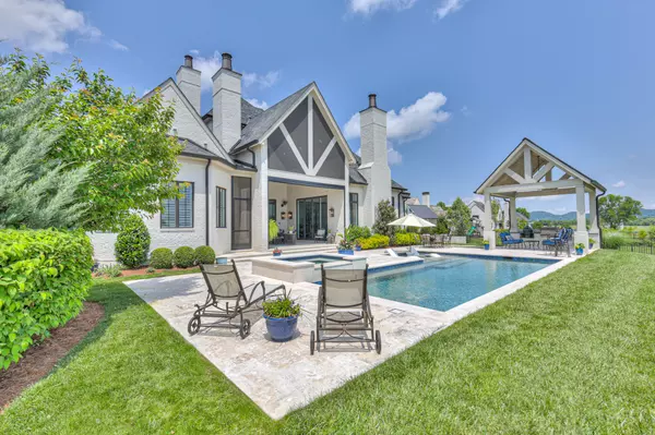 Brentwood, TN 37027,850 Anna James Ct