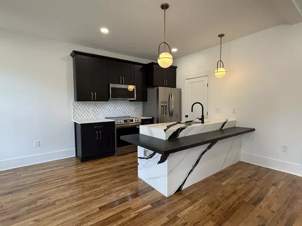 Nashville, TN 37212,1308 Grand Ave