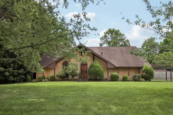 4001 Lake Pkwy, Hermitage, TN 37076