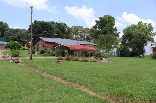 Mcminnville, TN 37110,261 Circle Hill Dr