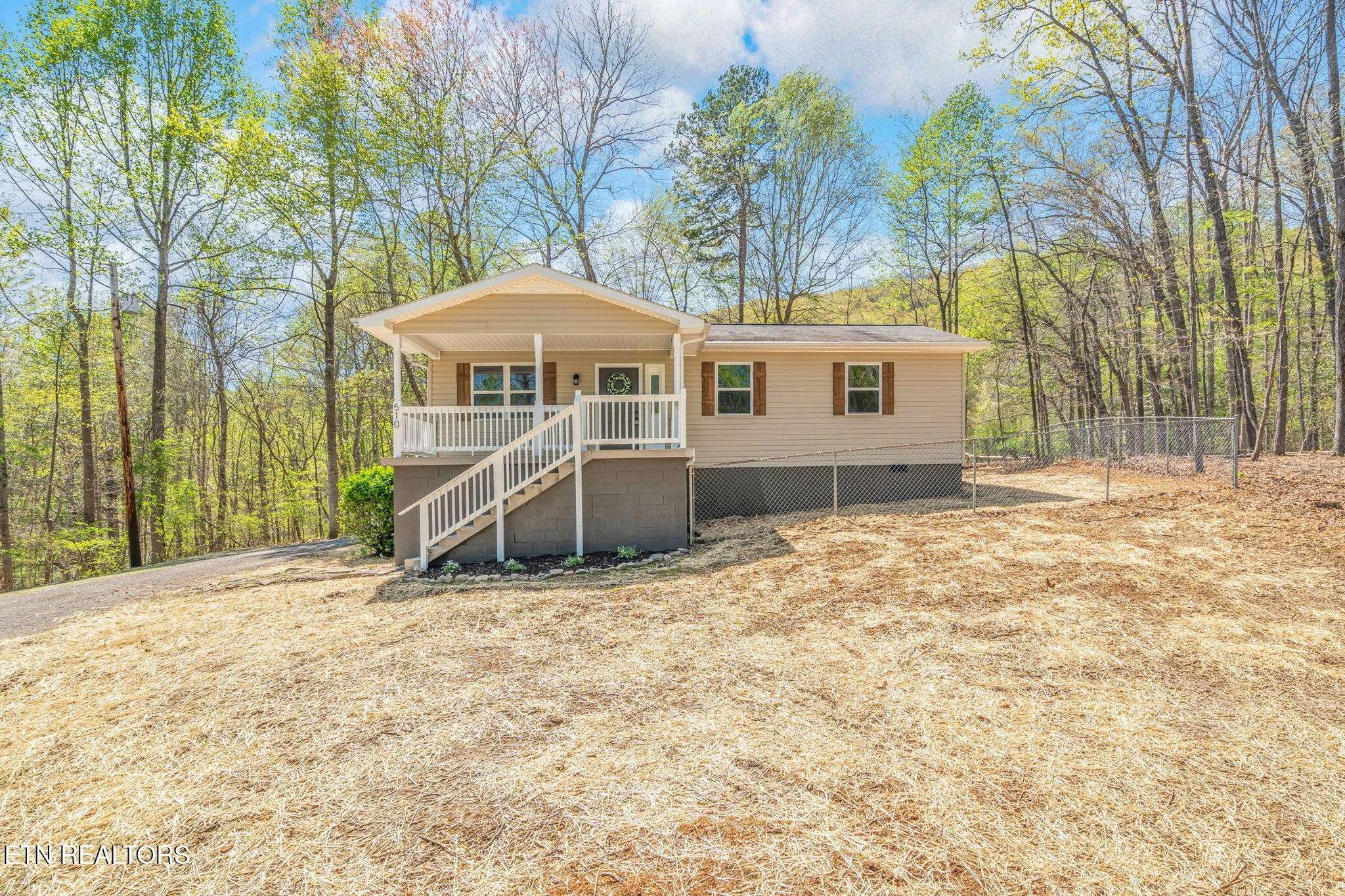 510 Sheldon Drive, Harriman, TN 37748