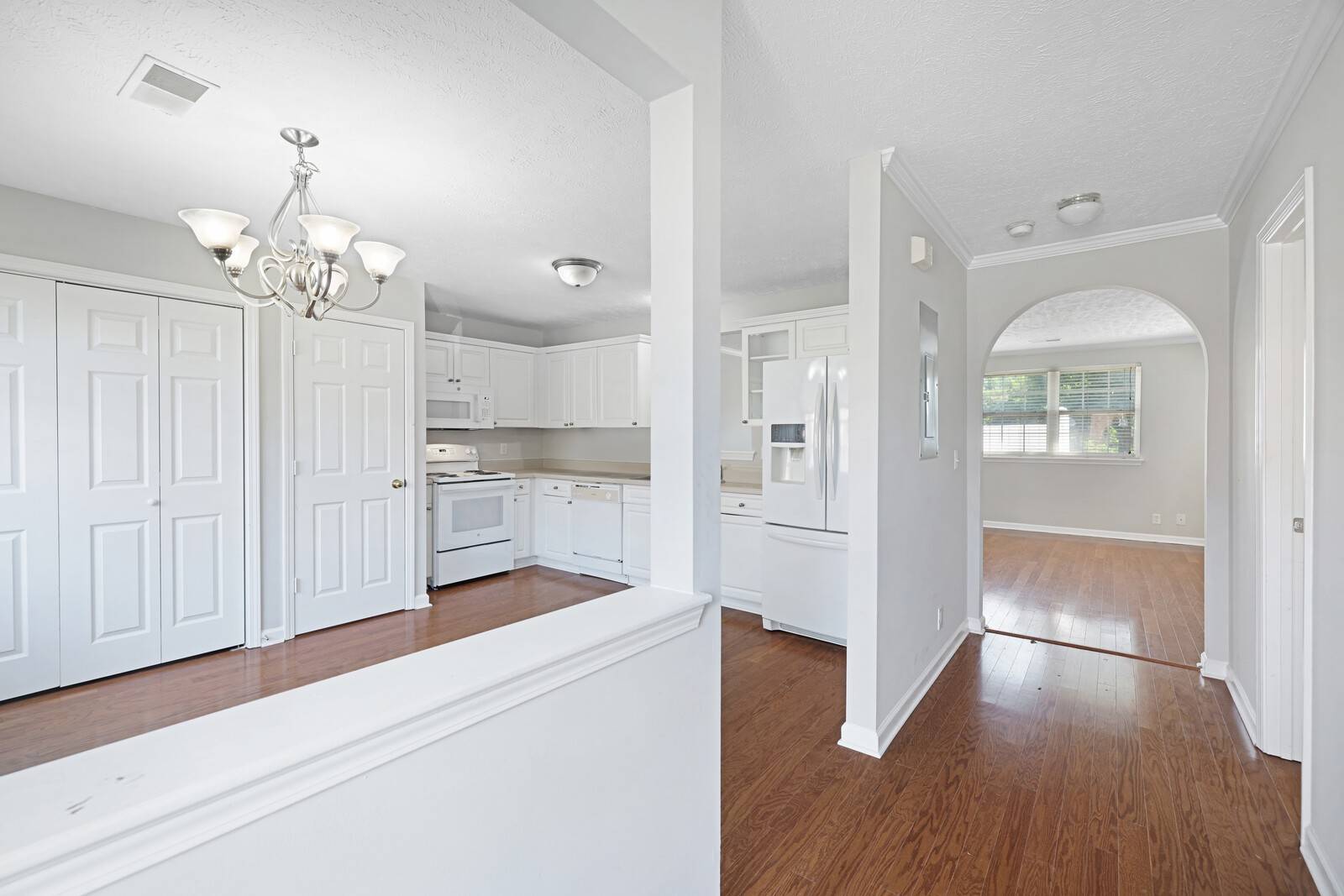 Nashville, TN 37210,2120 Lebanon Pike #21