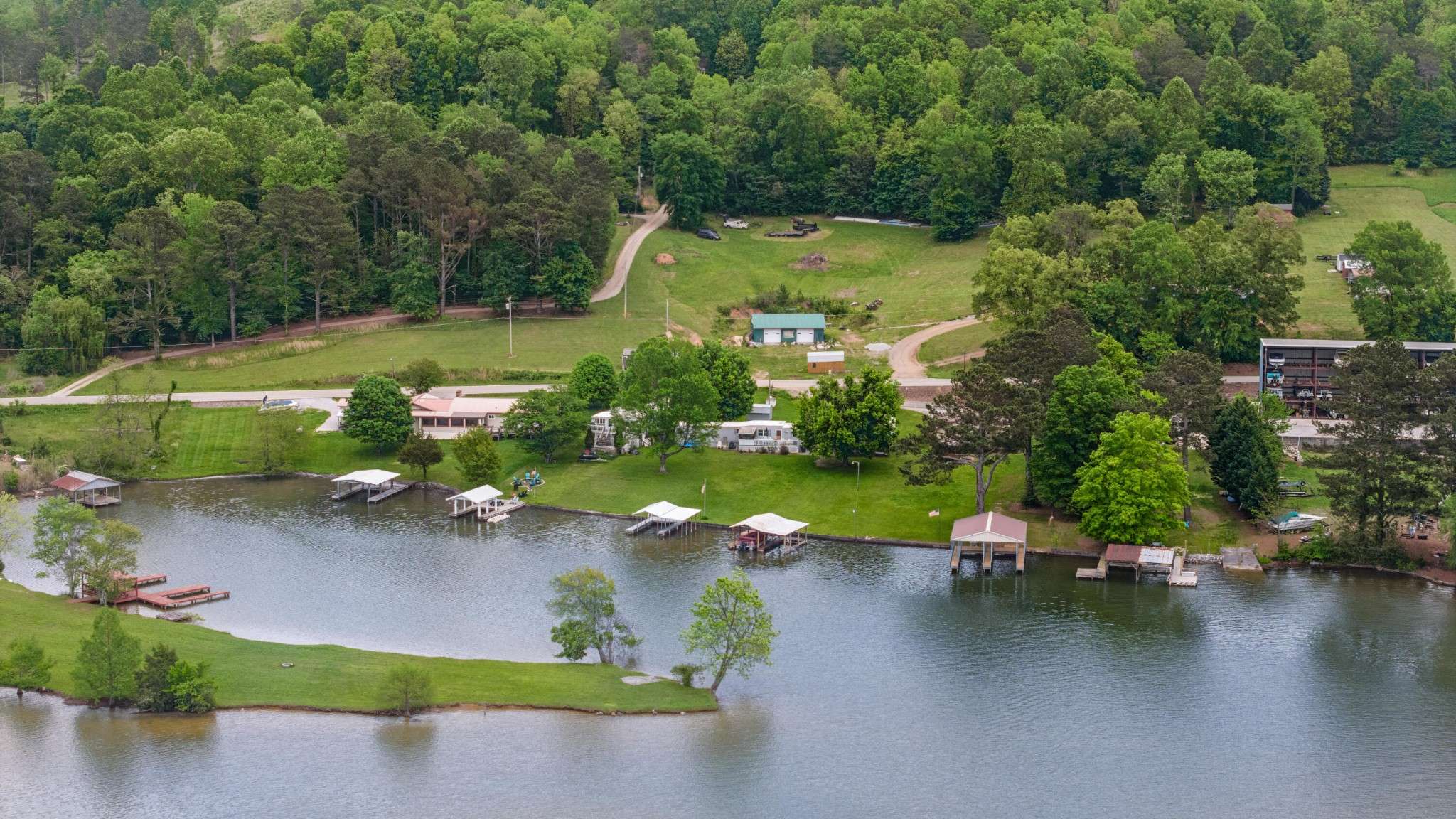 Ten Mile, TN 37880,3924 River Road Road