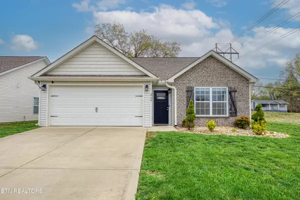 3704 Tulip Row Way, Knoxville, TN 37917