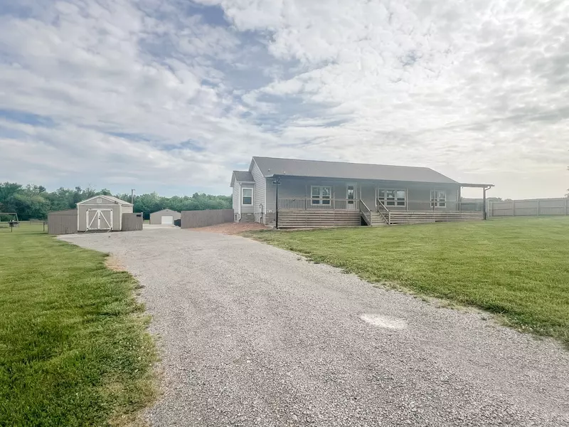 124 Mill Rd, Lebanon, TN 37090