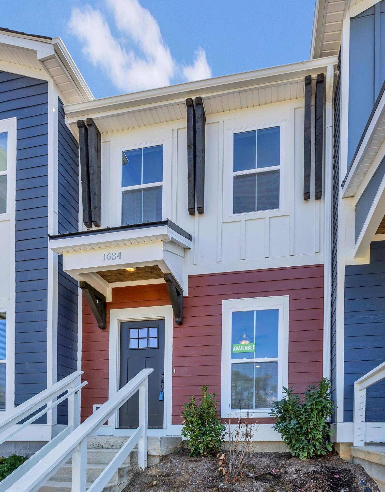 Chattanooga, TN 37404,1634 S Watkins Street
