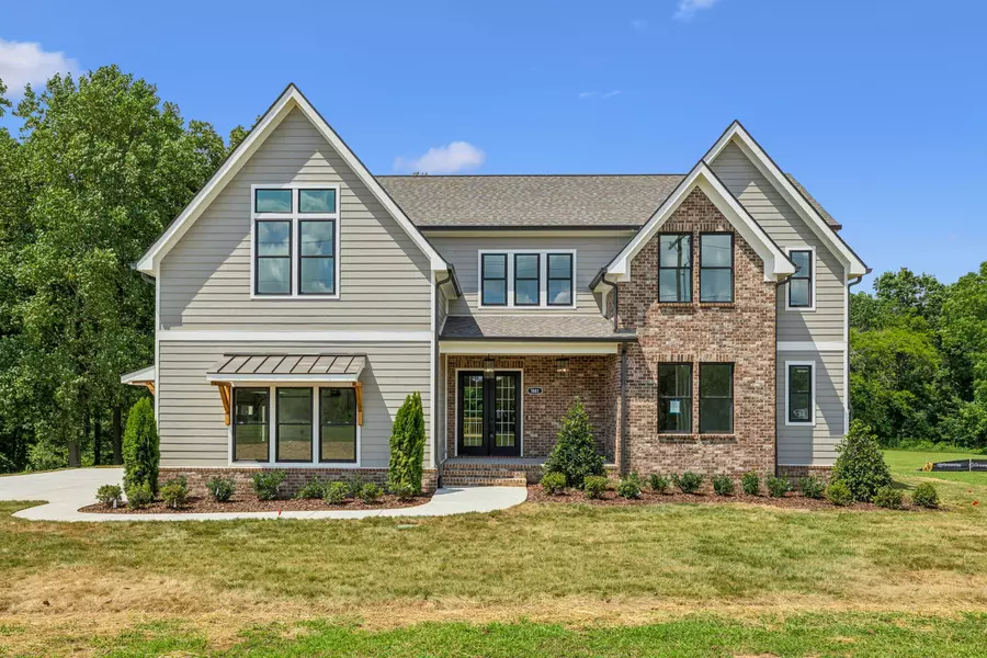 1881 New Lewisburg Hwy, Columbia, TN 38401