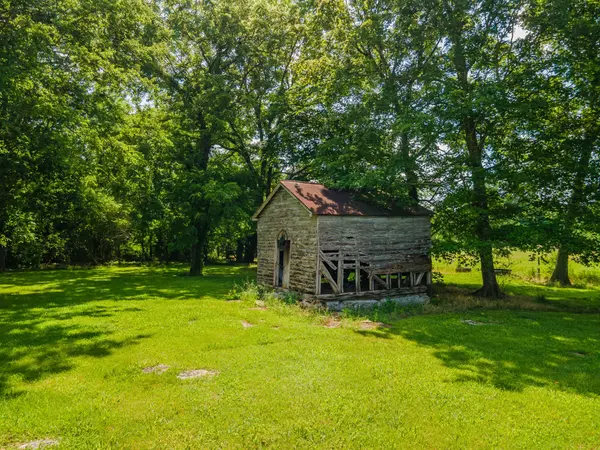 Lewisburg, TN 37091,2423 Highway 64