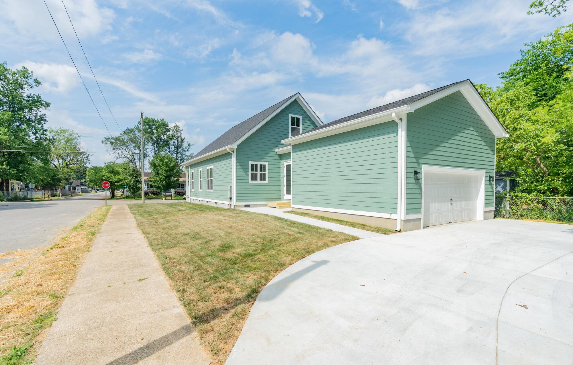 Chattanooga, TN 37404,1911 E 12th Street