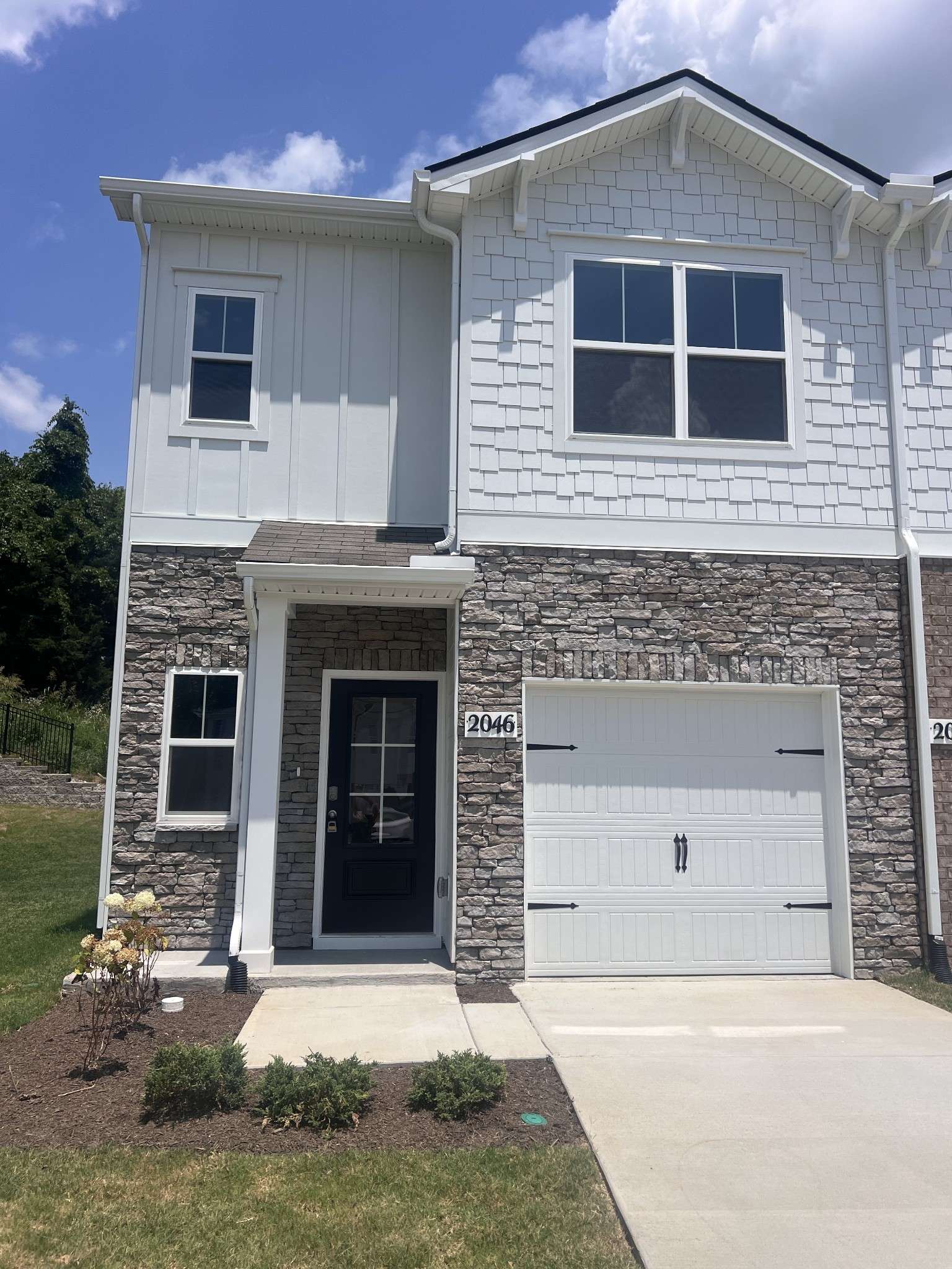 2046 Widgeon Pt, Lebanon, TN 37090