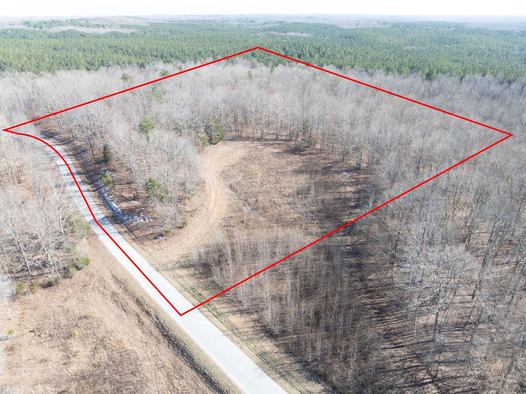 Camden, TN 38320,2025 Williams Grove RD