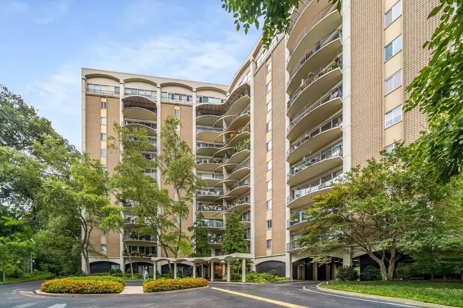 4215 Harding Pike #903, Nashville, TN 37205