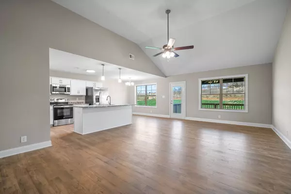 Clarksville, TN 37040,301 Cardinal Creek