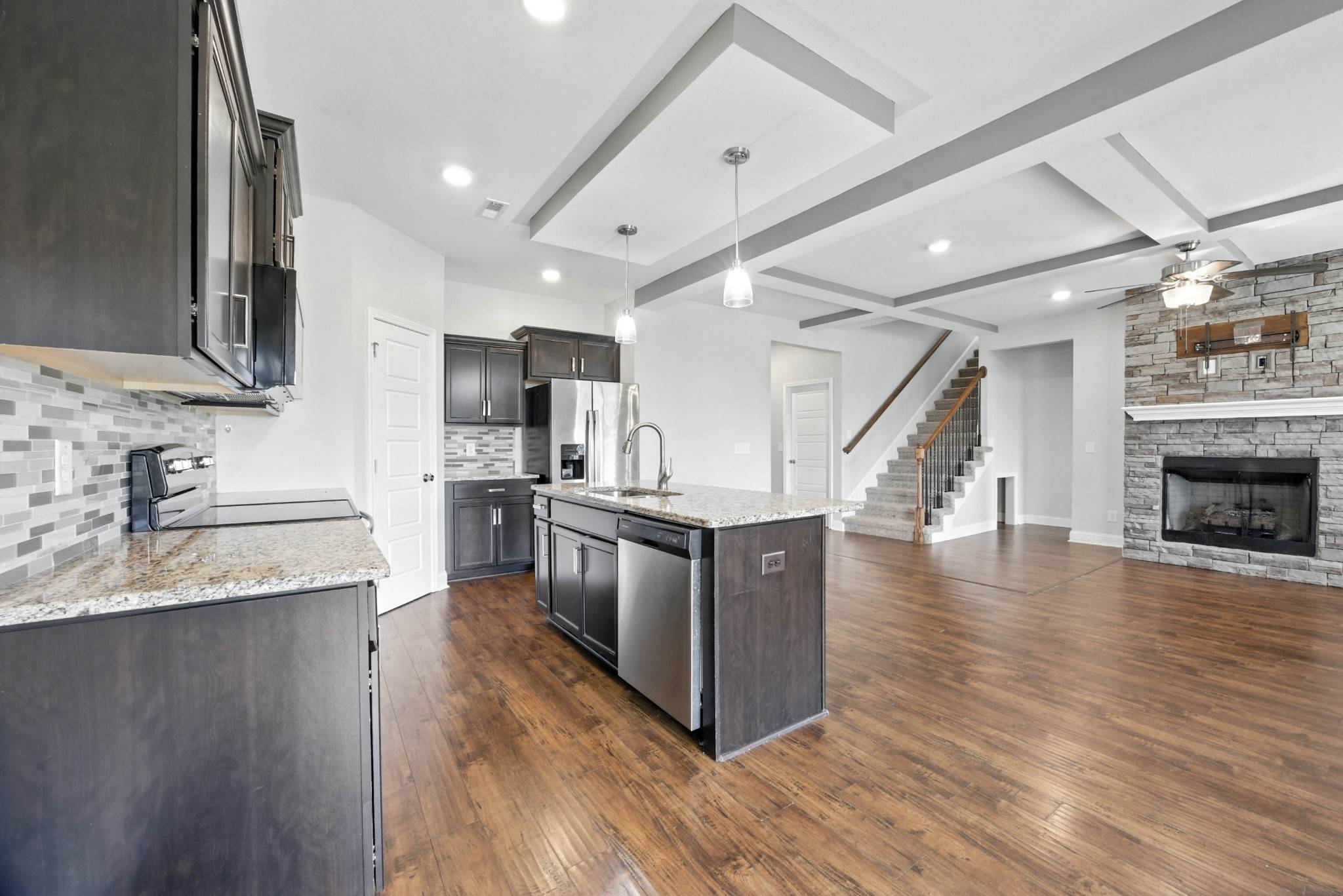 509 Kinslow Ln, Clarksville, TN 37040