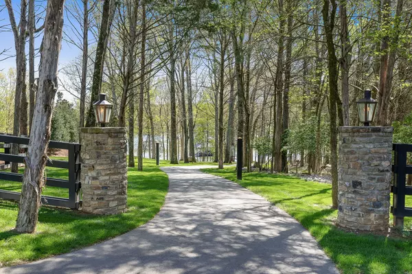 Mount Juliet, TN 37122,8526 Saundersville Rd