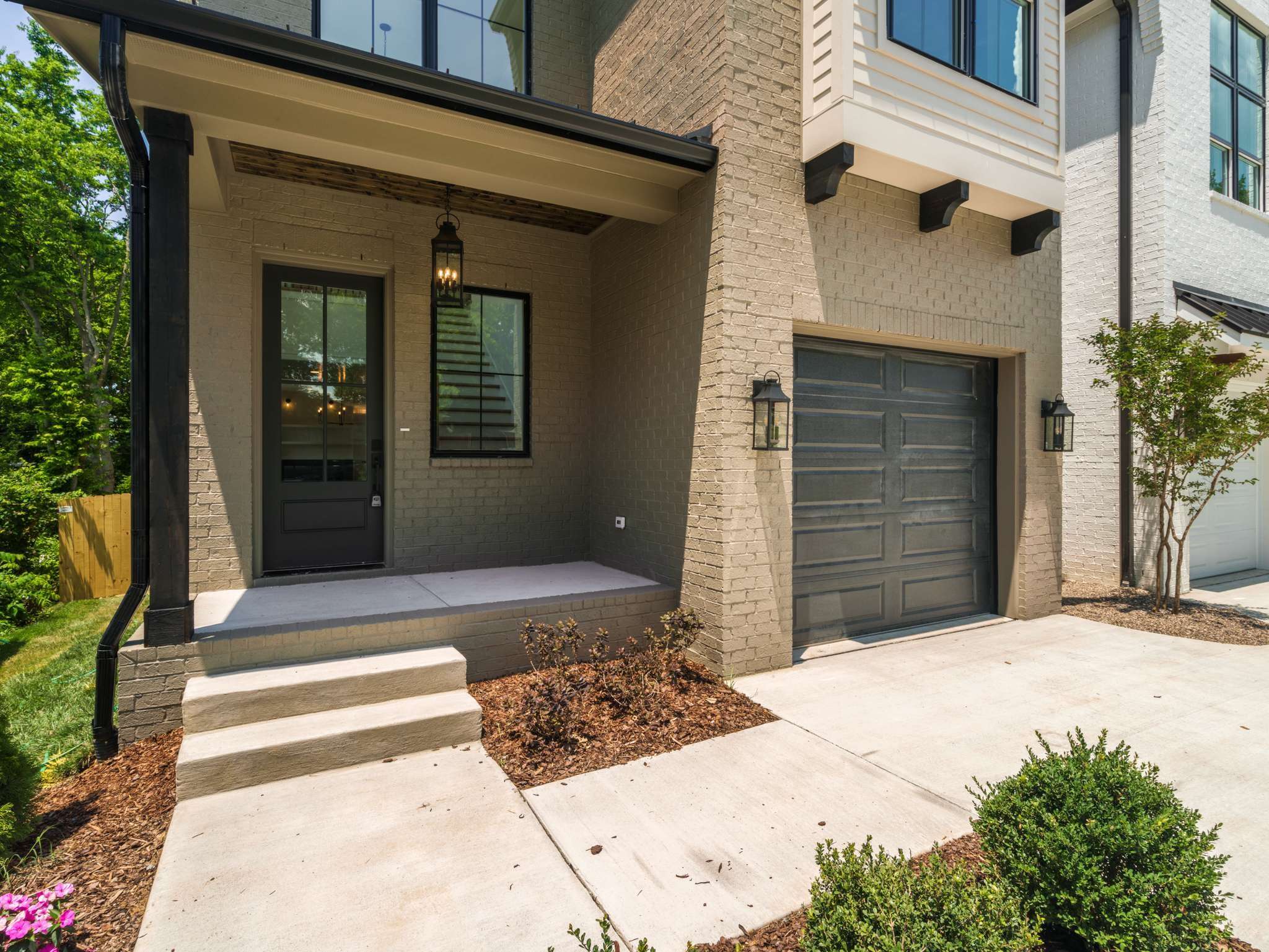 Nashville, TN 37209,517A Achievement Dr