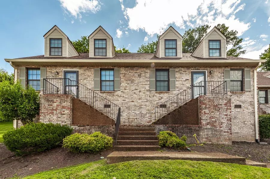 114 Deerpoint Ln, Hendersonville, TN 37075