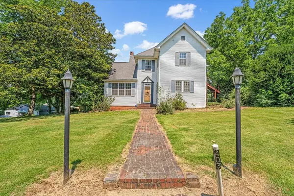 403 Hoffman Avenue, Bridgeport, AL 35740