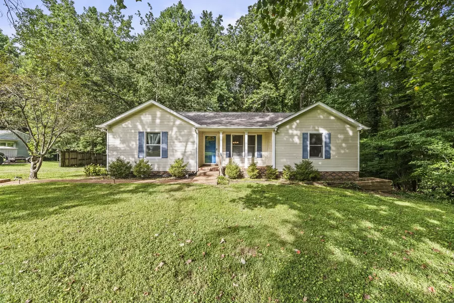 7125 Sutton Pl, Fairview, TN 37062