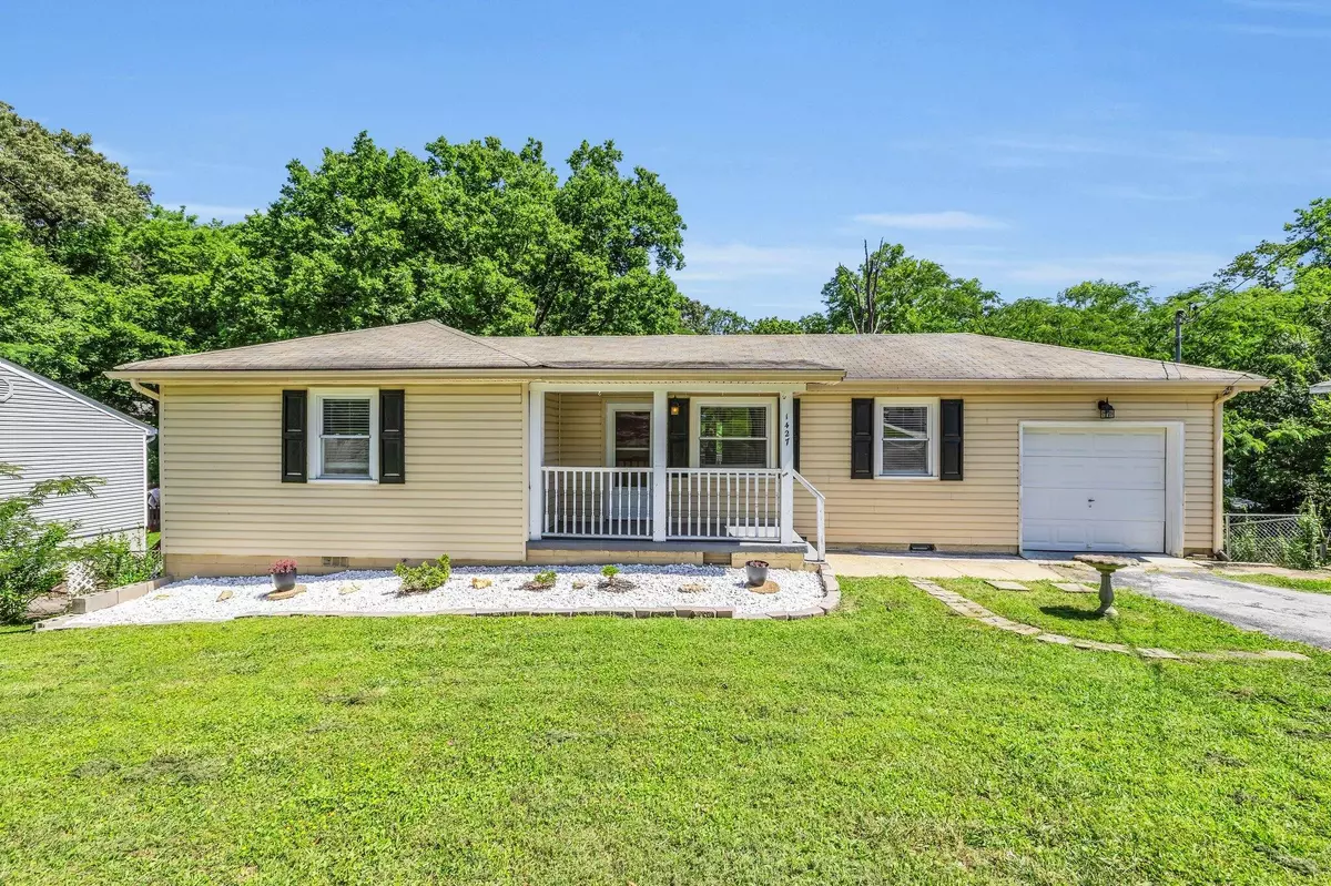 Chattanooga, TN 37415,1427 Elm Street